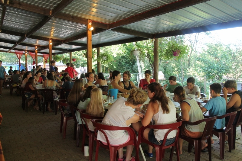 Village Camps International Summer Camp Ard&egrave;che, France 2019-07-26 https://www.villagecamps.com/journals_admin/images/925-22-IMG_3897 (800x533).jpg